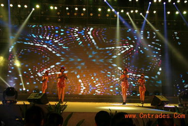 林志颖深圳演出现场火爆 签约经纪公司助力事业新篇章